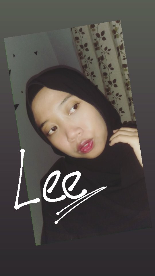 RestiHendarwati's profile picture. Sedang kuliah, bentar lagi go to Malaysia