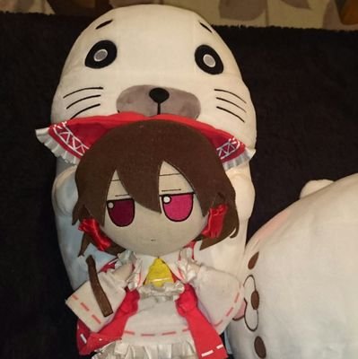 大家さんにナイショでふもを40匹むー18匹ねそ6匹その他のぬい40匹飼って過ごしているので、バレて追い出されないか不安の日々を過ごしてます。。。ぬいぐるみはmy family
