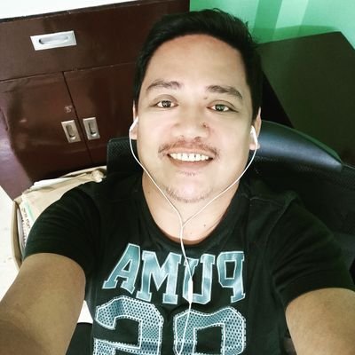 leoteodora123's profile picture. happy