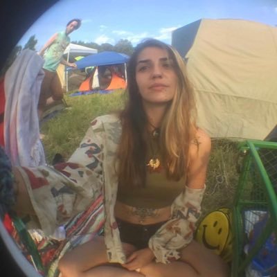 harleymariiee's profile picture. 30. Funky music and hoops⭕️ 𓅗