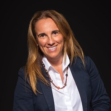 Executive Coach. Dirección de personas. Sales Management . Business Strategy y Digital Márketing #formadora . Me encanta el mundo de los #composites.