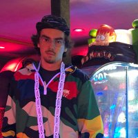 snorlaxerr (@snowboardandrew) 's Twitter Profile