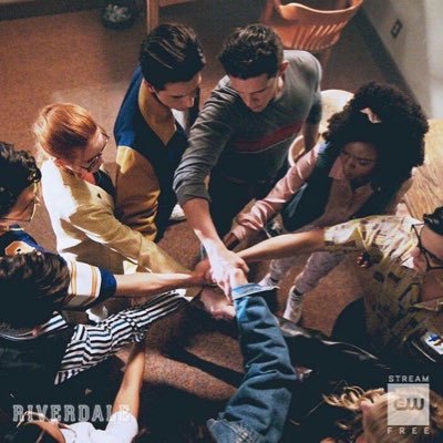 Musicaandseries's profile picture. 🏳️‍🌈♥️ #seriesnetflix #unachicamuytriste #amantedelamusica     •les agradecería que recomendaran esta página 🙏🏾,subiré contenido de cantantes y series