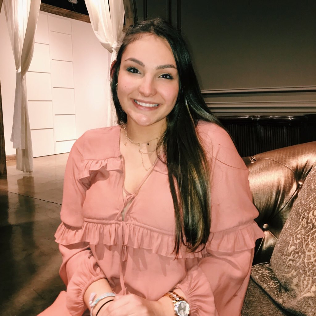 ShannonCox98's profile picture. 