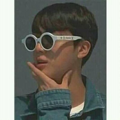 Angela02661046's profile picture. BTS