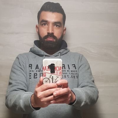 Abdulbaig18's profile picture. A business men