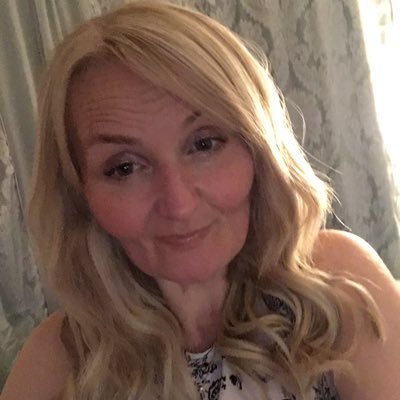 Melsmit32567146's profile picture. 