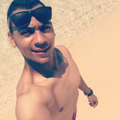 Hanysha55913865's profile picture. احمر نفارق ازرق نقرب بني نعيط أخضر نبان ابيض نفتح اسود نغمض والبرتقاني هدوء وجنان وهاتلي قلب ولا داب ولاحب %روقان 😊بقاااا