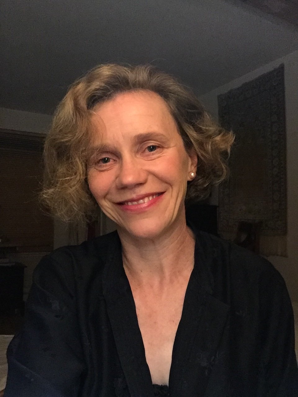 Anna Schuh Profile