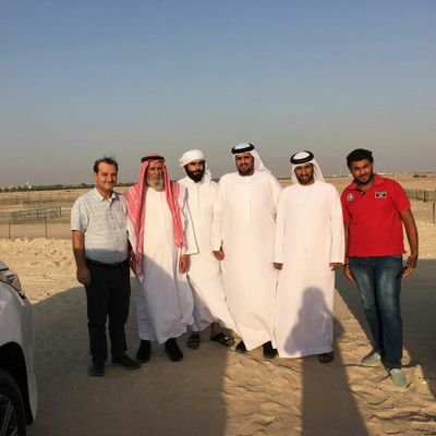 احب بلدى واحب اهل بلدى 
واحب الامارات عاش اتحاد امراتى 
بلد السلام واخير والتسامح
