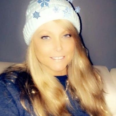 dumptrumpplezzz's profile picture. Proud mother of 2 ❤cancer survivor 🙏 Rebel at 💙 #FBR #bluewave #blacklifesmatter #basta #StopTheHate #enoughisenough
 #theresistance #animalrights