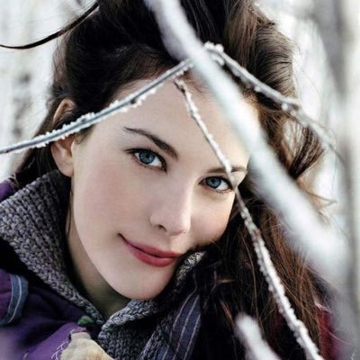 insideimagining's profile picture. Interior decorator. Cat lover, karaoke queen, book collector extraordinaire. Confident and kind. Making things beautiful from the inside out. [RP]