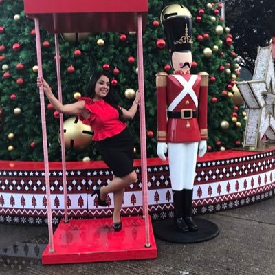 JuliBonbom's profile picture. Cada historia empieza con un sueño.. Haz que suceda🔝⚡☄