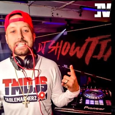●Fri & Sat 105.5 The Beat
●Sat WE 96.3 Portland, OR
●Fri Magic 96.5 Aruba
●Fri & Sat 101.9 KISS FM
●Sat Night 94.7 Charlotte
( DjShowtime@ZaytovenBeatz.com )