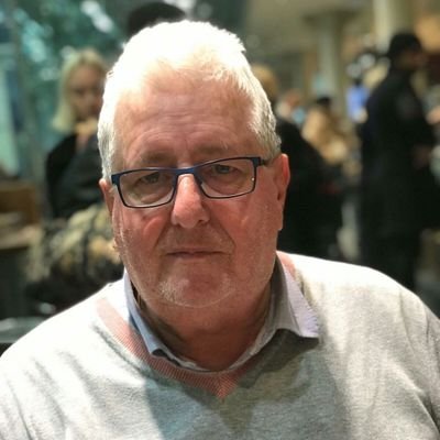 wednesdaywonder's profile picture. Deal, UK. Retired. Passionate Remainer. Anti Tory. Gay dad. Happily married with younger husband and Ozzy the cat!. 🍷🥃🏳️‍🌈🇪🇺🇺🇦