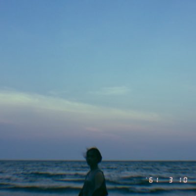 _pearlym_'s profile picture. ทวิตตามความรู้สึกตอนนั้น 🌚