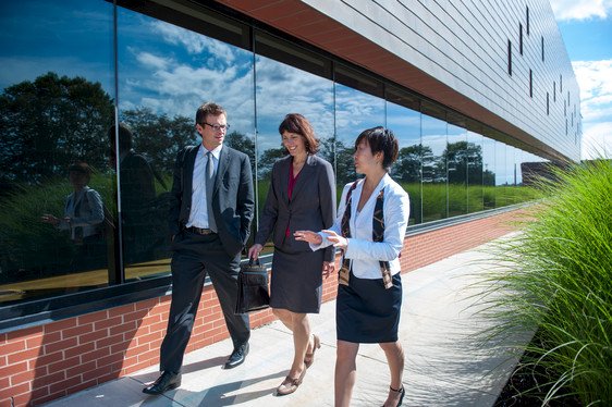 Lefranctravel's profile picture. Trust & intergrity. 
#deltaairline @emiratesair #appleproducts. #Onlineshopping. @globetrotters.