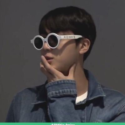 zeee0101's profile picture. 