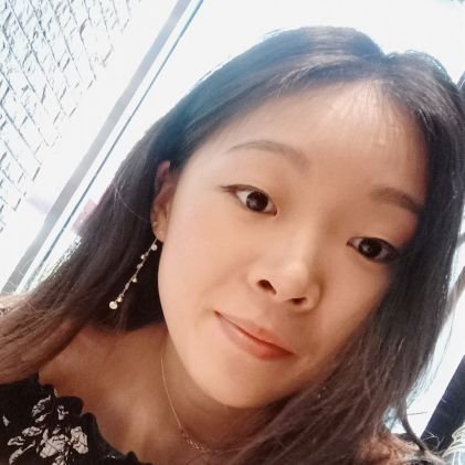 StephanieHu17's profile picture. 