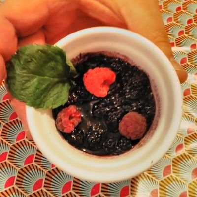 FabienneBesse's profile picture. Qui craint de souffrir souffre déjà de ce qu'il craint.  Montaigne