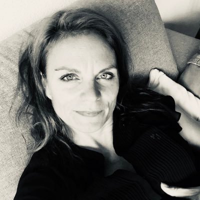 MOpdelaak's profile picture. Mama, professionals & projecten, Werkgeluk, samen, verbinden, gezelligheid, lachen, wijn, zon, skiën, Bourgondisch leven, genieten!
