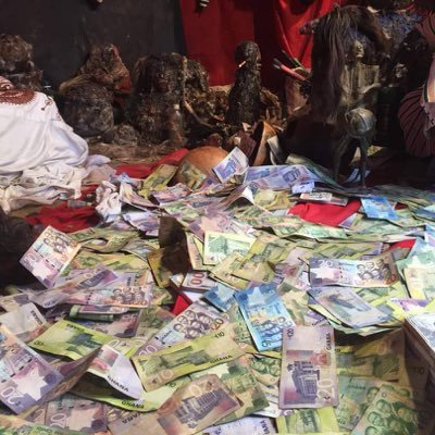 I'm a spiritual powers man who helped people and solve their problems for them success,instant money,ritual money,bucket money,..Call or WhatsApp +233246508690