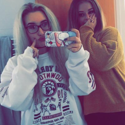 @Alice_Young25 💛🧡