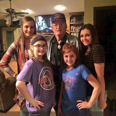 kacidav97137240's profile picture. 8th grade volleyball ❤️ golf 💝 family and friends ❤️❤️❤️