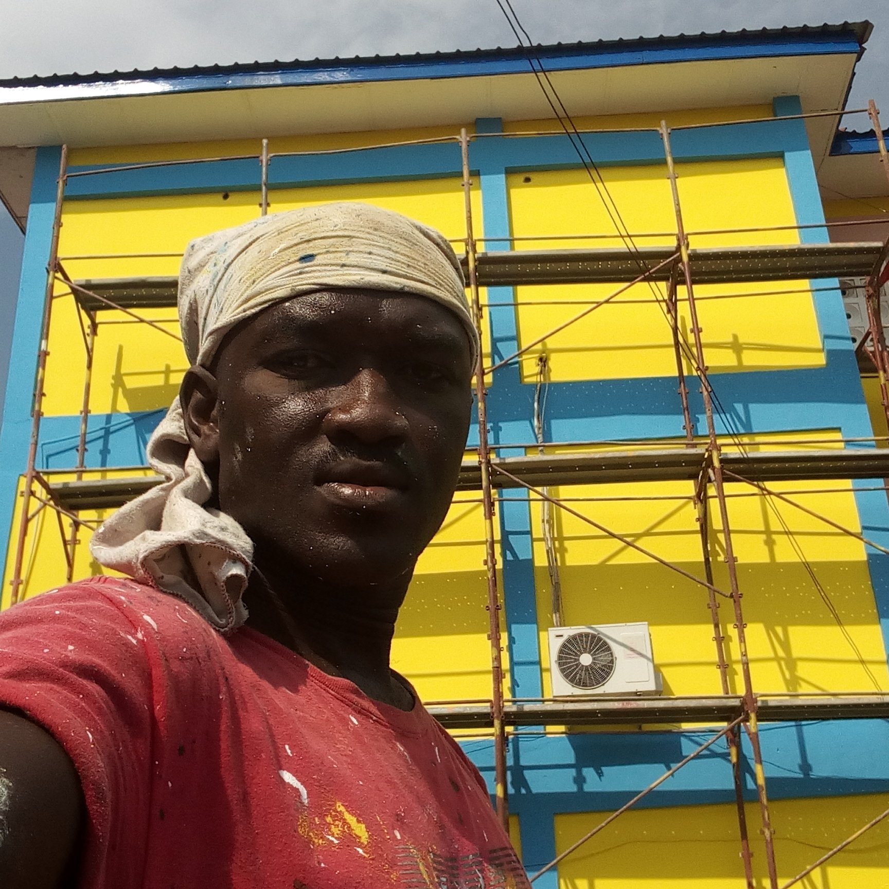Ghana's number 1 painter ever 📞call me for all 👉your 🏠house printings 0279833531/0540913034
