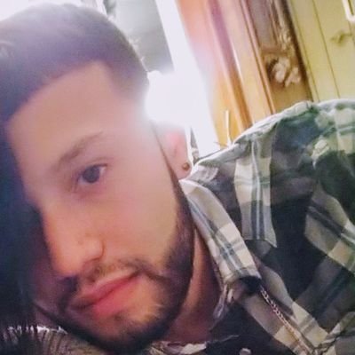 SanchezGu08's profile picture. 