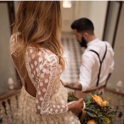 jojoo20_'s profile picture. شالت بيدها غُطوة الوجـه وإنشال        صبحٍ . . على فضح اللّيالي تجرّا! 💜🎼