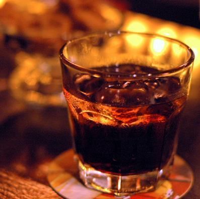cocktail / black russian
