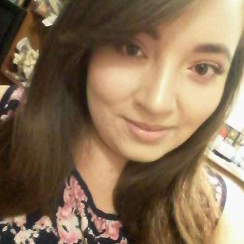 CeciliaHer06's profile picture. 