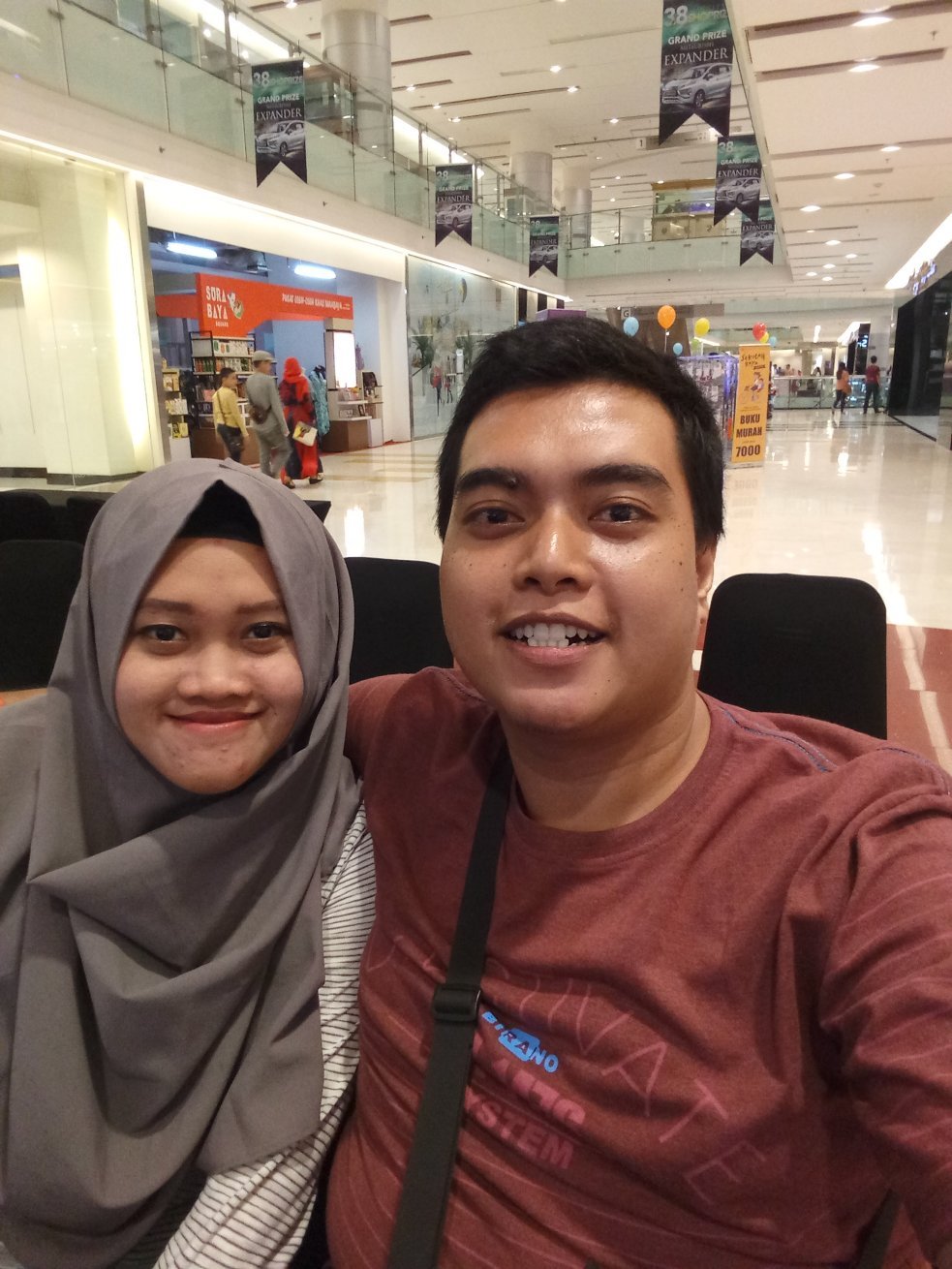 DwiHidayani's profile picture. 2012568