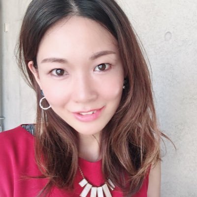 大人可愛い、愛され女性をプロデュース👠 パーソナルカラー診断、骨格診断、メイク、ファッション、ヘアースタイルをトータルに分析・診断して愛され女性へ。ファスティングを軸にダイエット、美容のインナーケアも! より素敵で魅力的な女性になる為のトータルプロデュースや、レッスン、コンサルをおこなっています💕