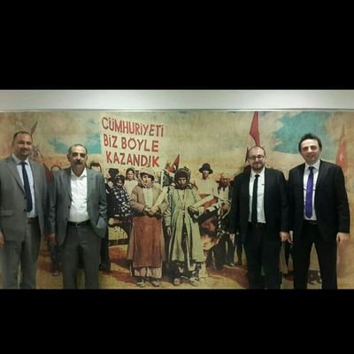 Serbest Muhasebeci Mali Müşavir
Certified Public Accountant
CHP İlkadım Yönt.Kurulu Üyesi Ekonomiden Sorumlu Başk.Yrd.
Ya Sorunun Bir Parçasısındır;Yada Çözümün