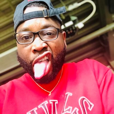 ItsMeeeeMario's profile picture. God First 🙌🏾 Family Over Everything 💯 ΩΨΦ 🐶 Psalms 27:1 🙏🏾 W&M Alum 🔰 EAGLES 🦅