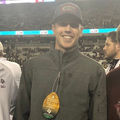 jhayden11's profile picture. Never met a dog I didn't wanna pet. Texas State alum