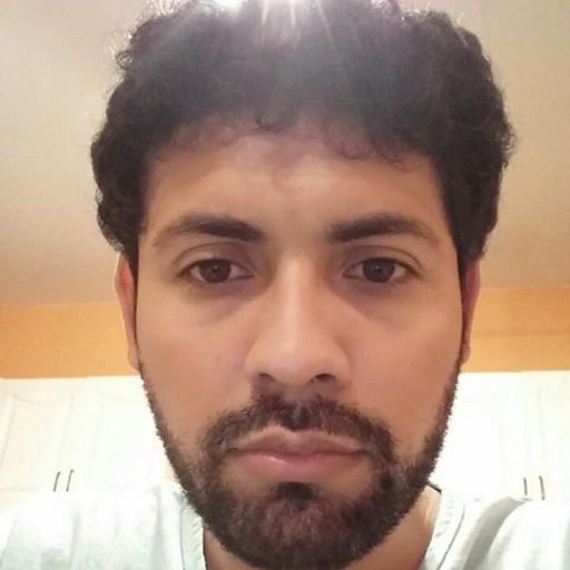 aleq17's profile picture. 😀