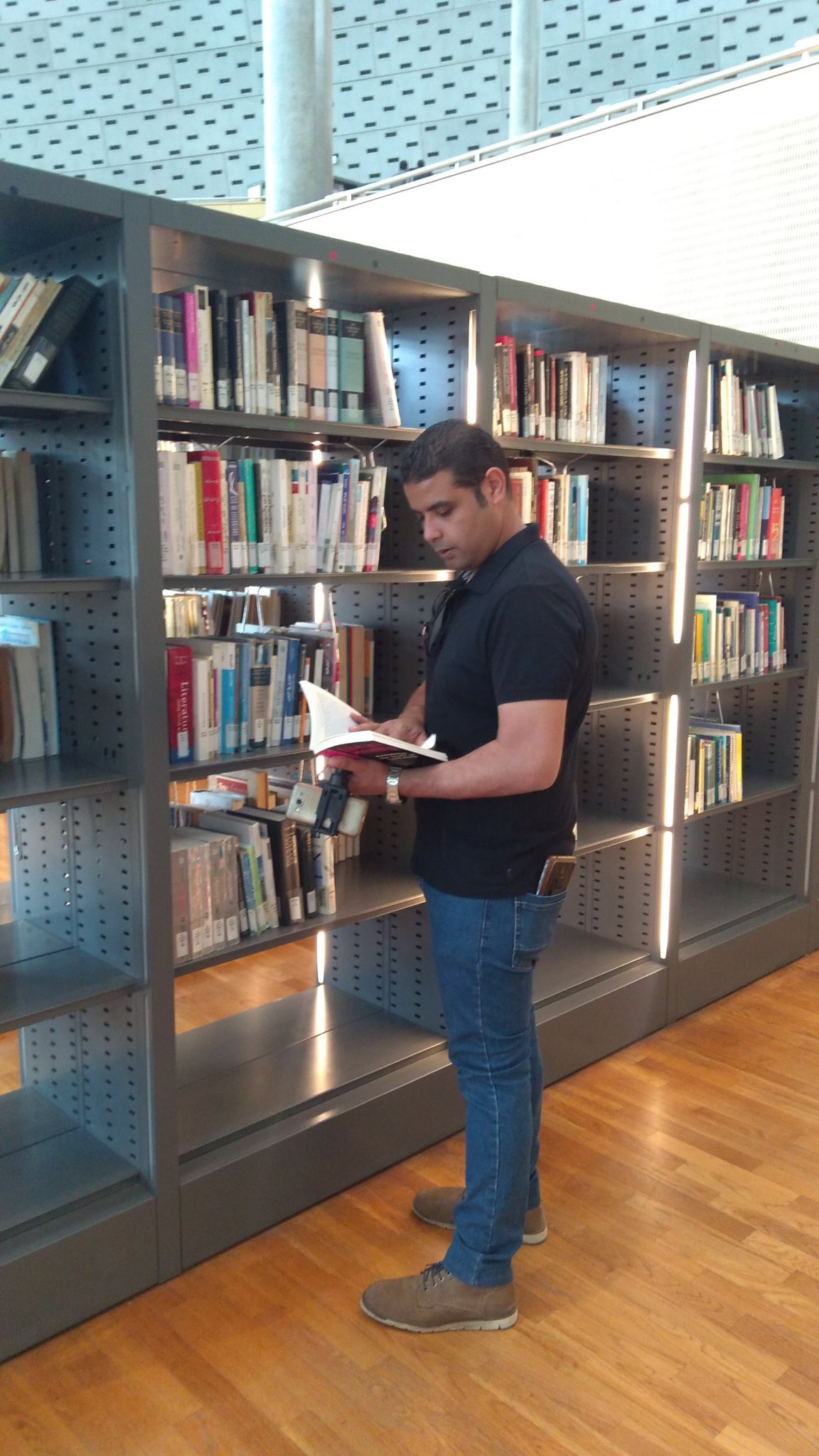 mizo_2_darsh's profile picture. 