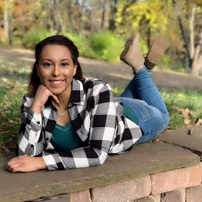 HaleeStripling's profile picture. they say good things take time/thats why I'm always late...