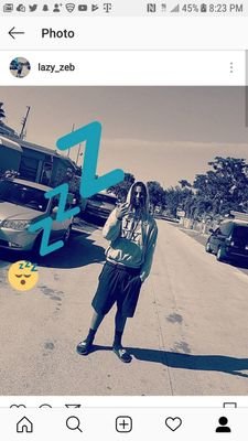 zebwebbeb's profile picture. woah