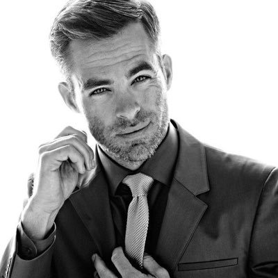 The better looking Stark brother. I don’t need to hide behind a suit of armour. #Lewd #RP #Bi
