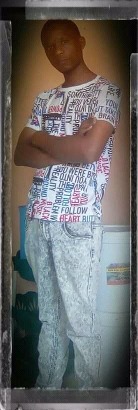 Thofori2's profile picture. Love going out alot