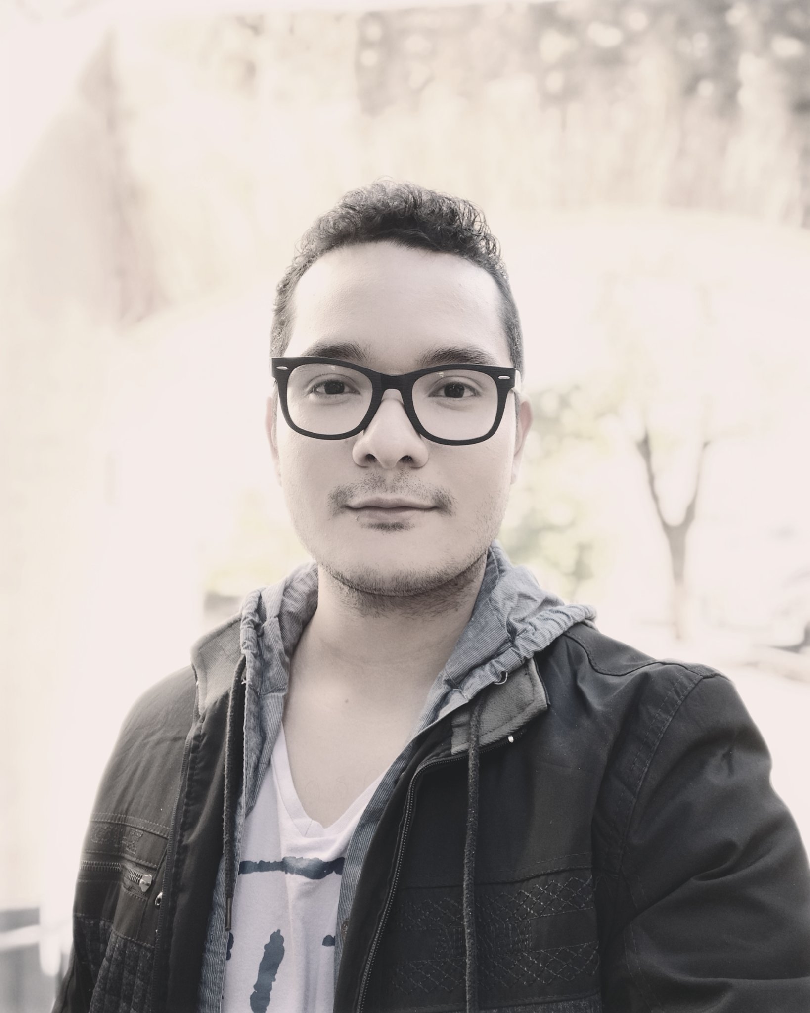 Cherigraphics's profile picture. Discípulo del amor, amante de la vida, aprendiz del destino y caminante de la eternidad. Yo Soy lo que Soy.