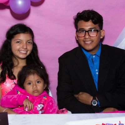 Dios gracias x mi familia cuida a mis hijas