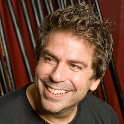 Greg Giraldo deserves a book about him. So we wrote one. Get it here: https://t.co/eEBppt6Vkh
Photo by Dan Dion.