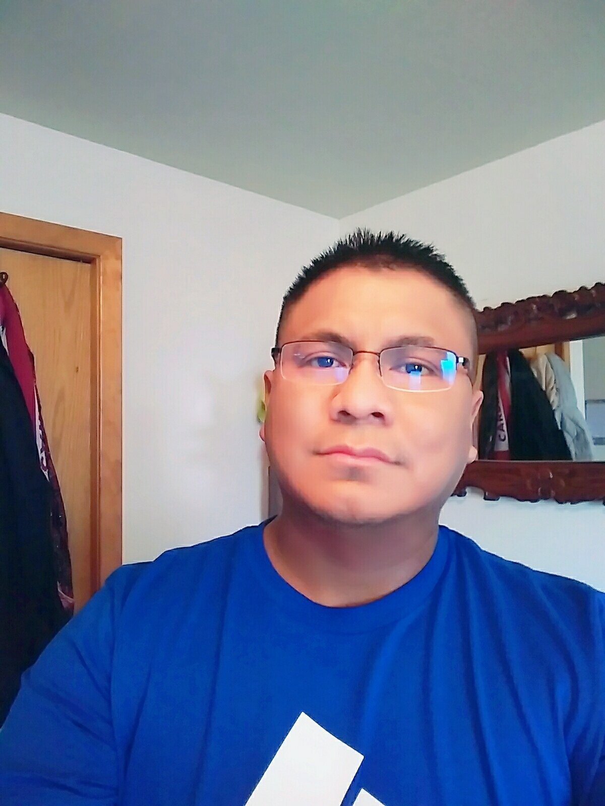 37yo, UNLV graduate.