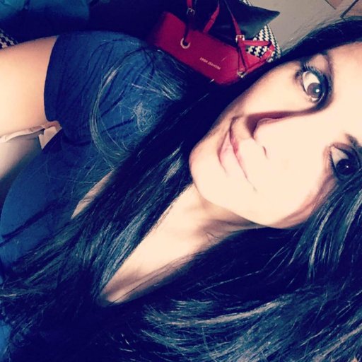 VdelaCue's profile picture. 