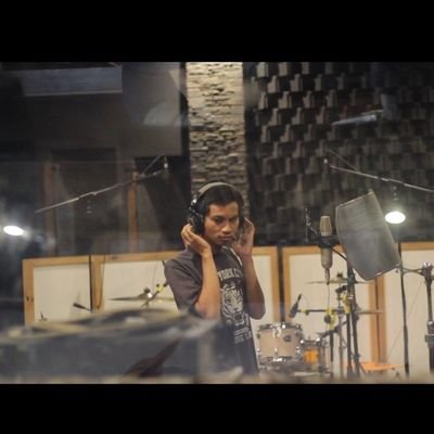 my passion is music and football @percayaikami
https://t.co/Yz51tPdI8g